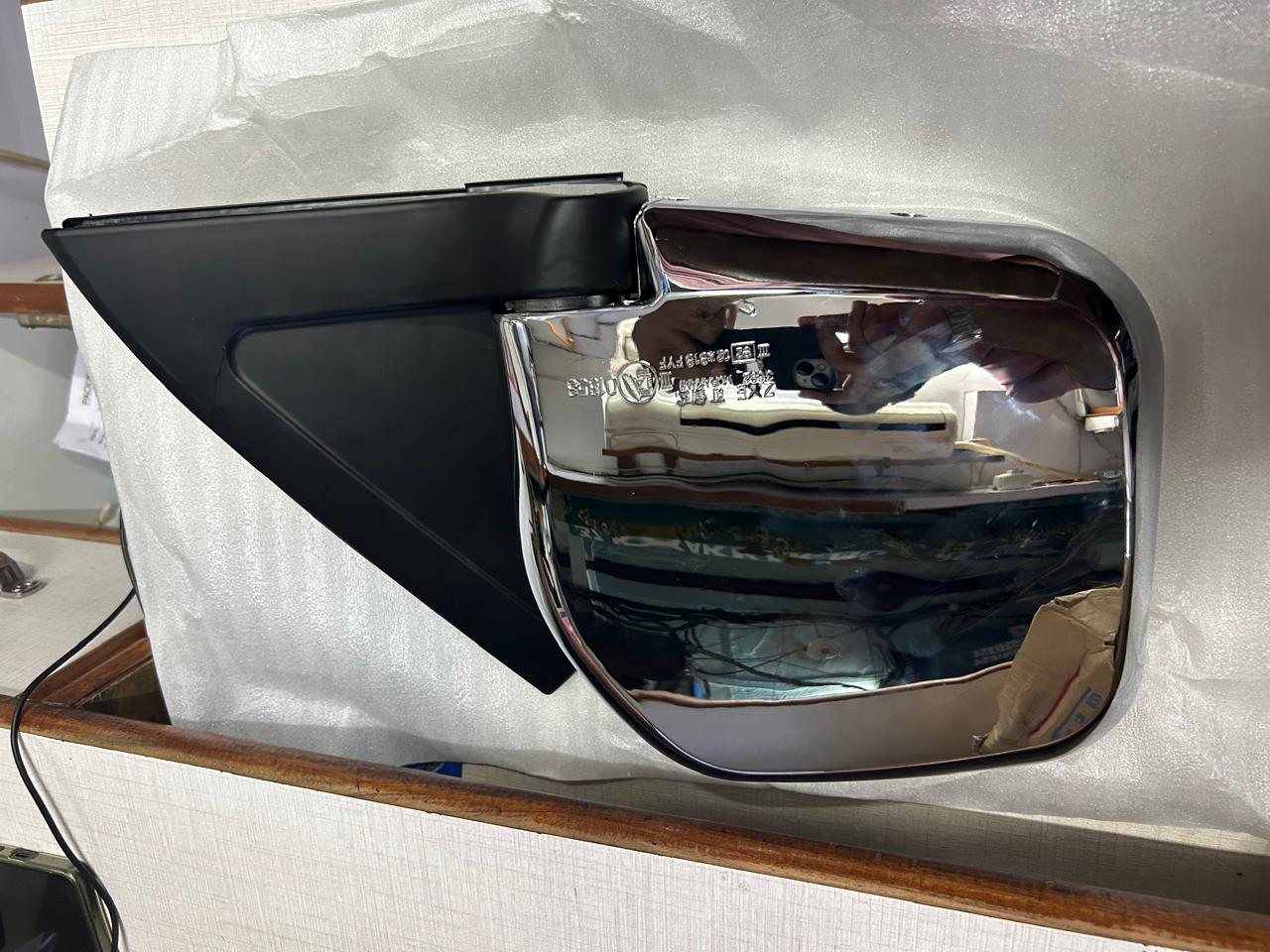 Pajero SFX Side Mirror