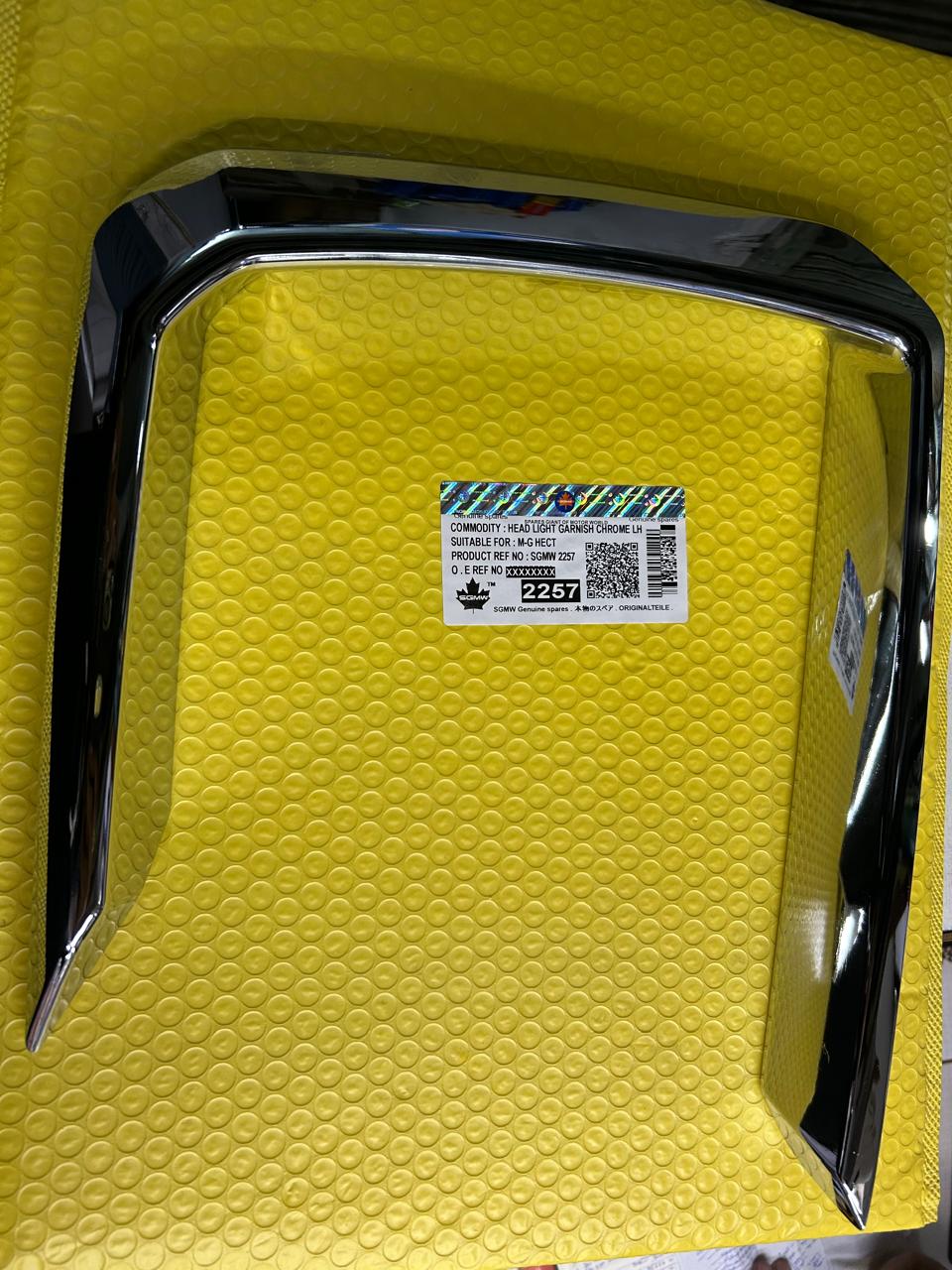 MG Hector Headlight Chrome
