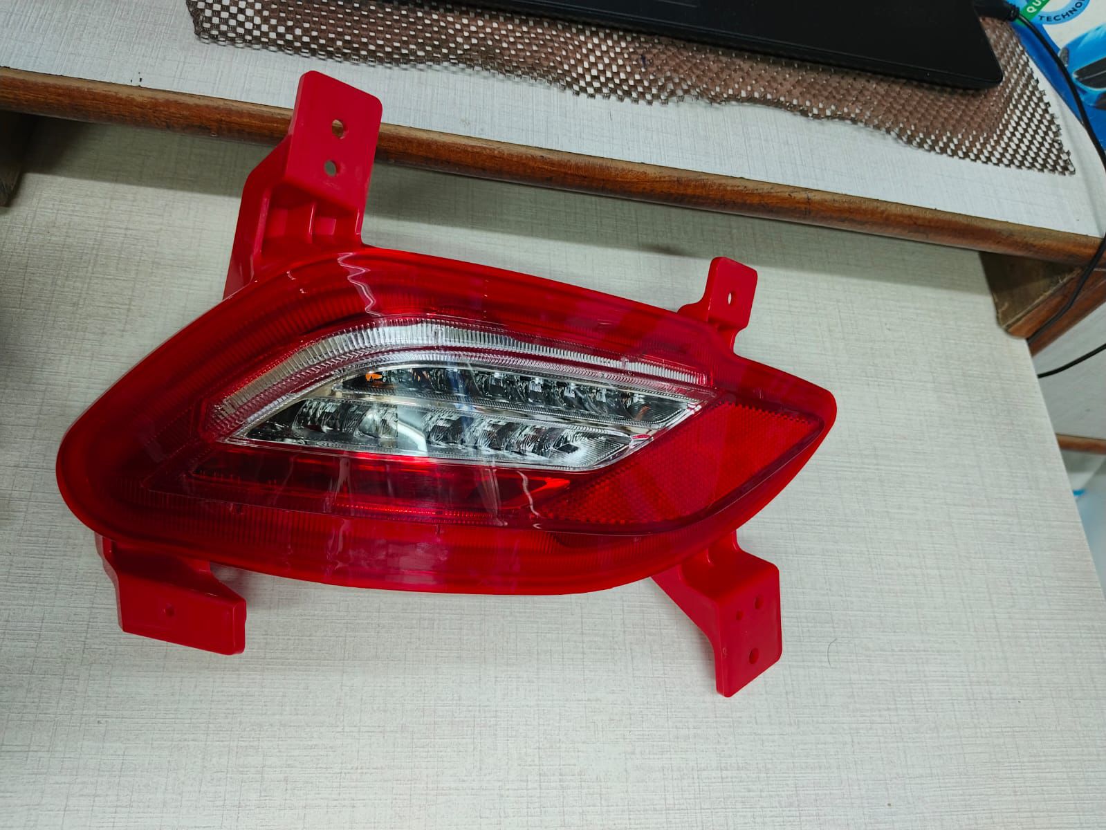 MG Hector Plus Bumper Light